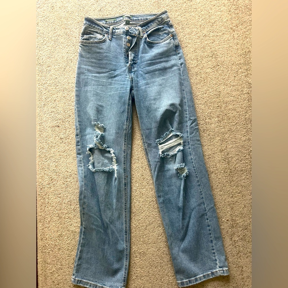 Womens distressed size 6 jeans